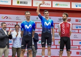 Oier Lazkano y Álex Aranburu, en el podio del Campeonato de España celebrado el domingo.