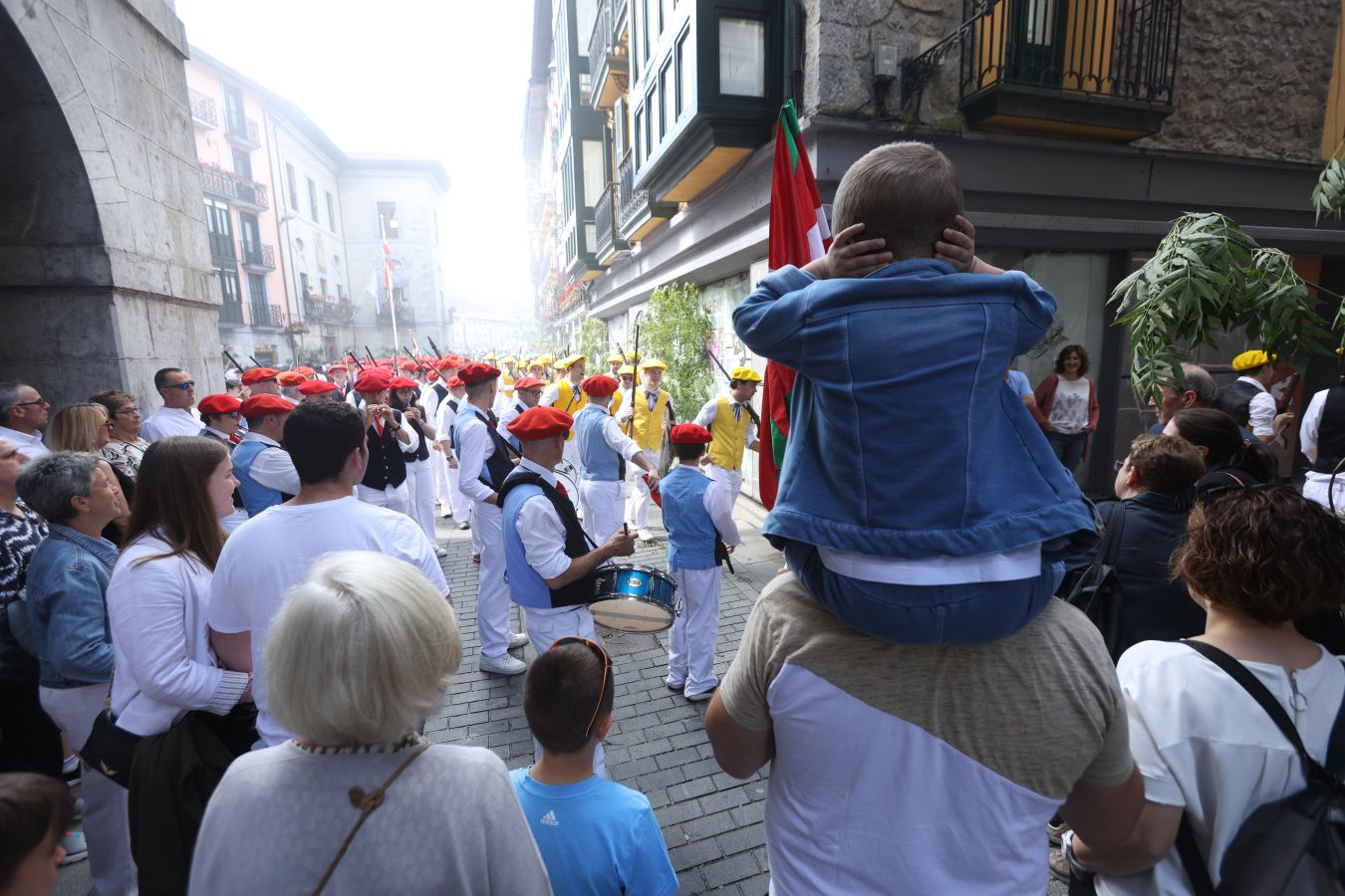 San Juan llega bajo el sol