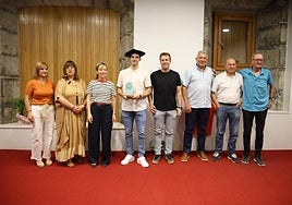 Lete, Álvarez, Mendoza, Arteaga, Tolosa, Xalton y Joakin, padre del pelotari.