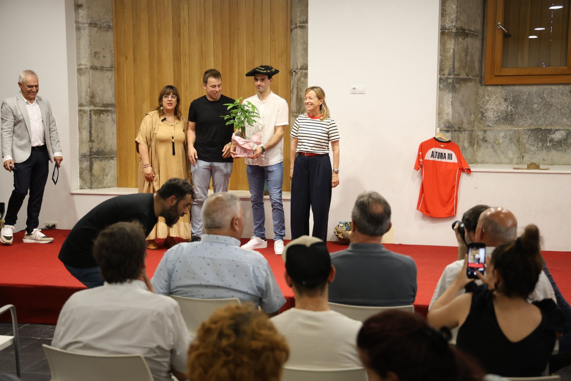 El homenaje a Jokin Altuna en Amezketa