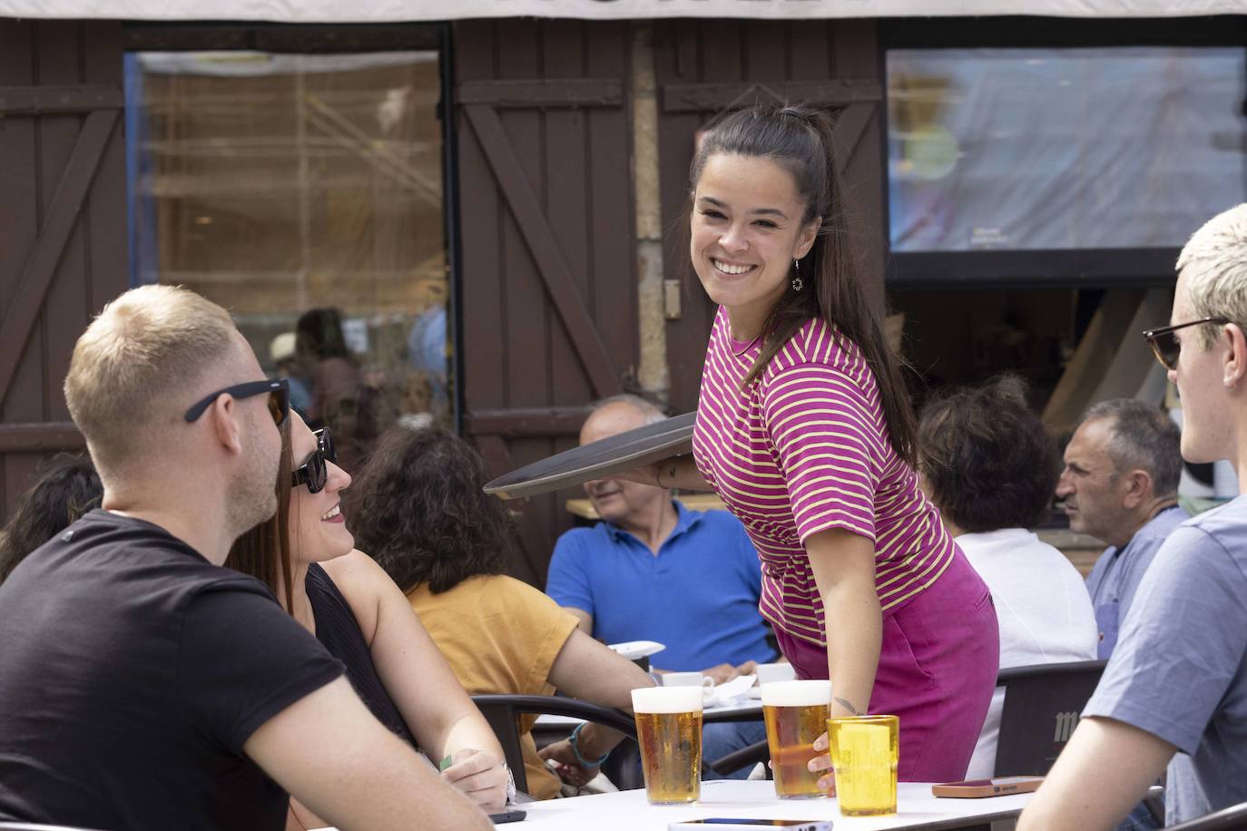 La mitad de los jóvenes vascos tienen un contrato temporal
