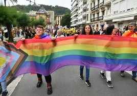 Celebración del día del Orgullo LGTBI con manifestación desde el boulevard en San Sebastián