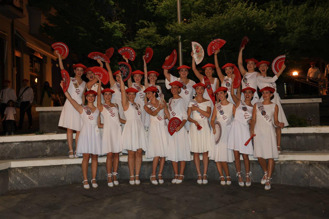 Las cantineras del Alarde tradicional se presentarán en la plaza Ensanche