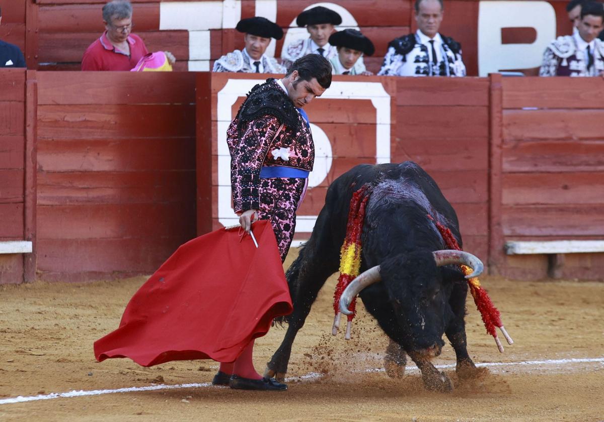 Morante de la Puebla abrirá la feria con Hermoso de Mendoza y Marco Pérez