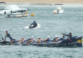 Urdaibai se ha llevado la primera bandera de la temporada en aguas de A Coruña