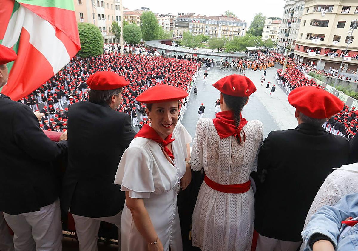 Imagen principal - Una gran fiesta por encima de todo