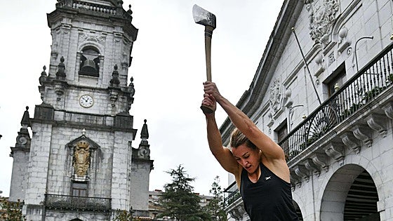 Deportes 'de hombres': el 60% de los harrijasotzailes en los festivales son mujeres