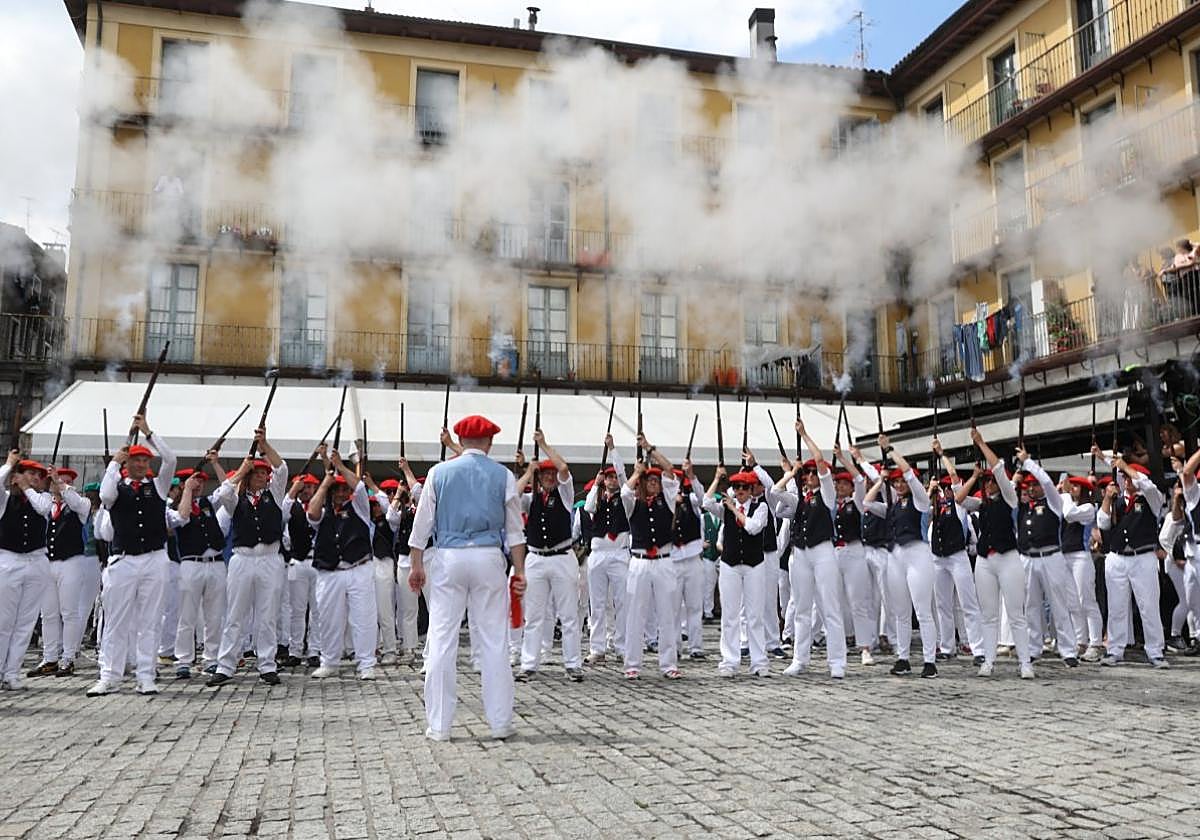 La Comisión Mixta de Fiestas destaca la alta participación en la fiesta y también el buen comportamiento de las compañías de escopeteros.