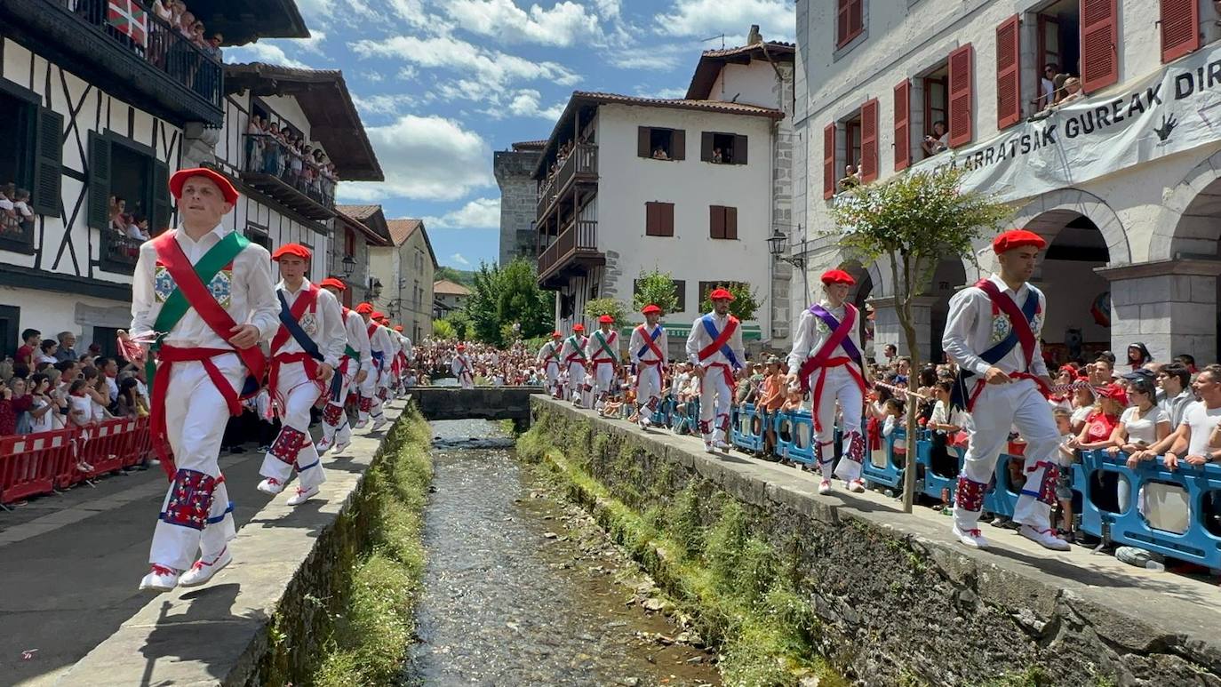 Lesaka sigue inmersa en sus Sanfermines