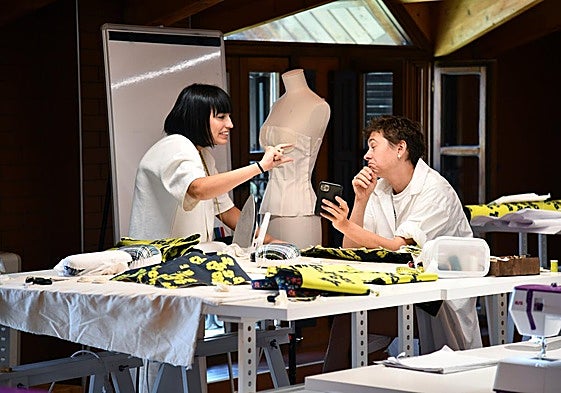 Alumnos del taller en el museode Getaria.