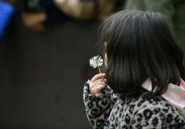 Malos tratos o sobreprotección afectan al desarrollo cerebral.