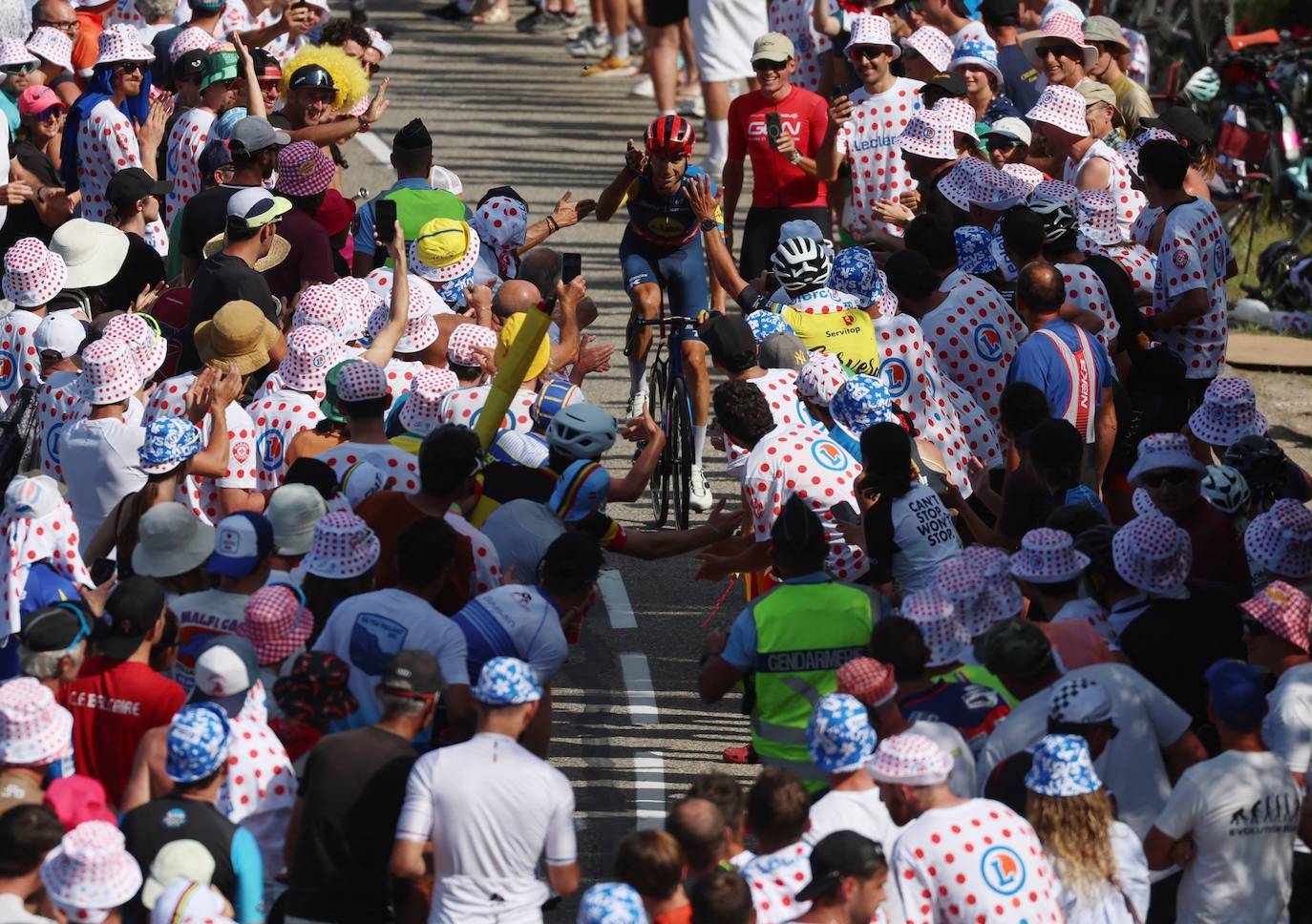 Las mejores imágenes de la 15ª etapa del Tour de Francia