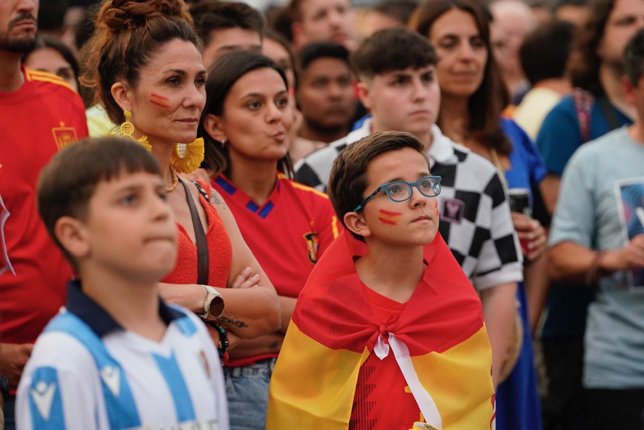 Las imágenes del ambiente para ver la final de la Eurocopa en Anoeta