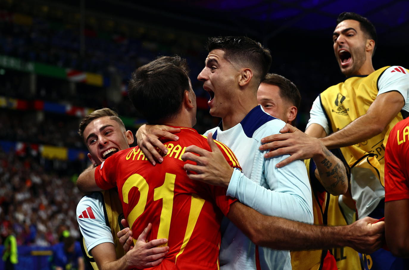 El histórico gol de Mikel Oyarzabal fotograma a fotograma