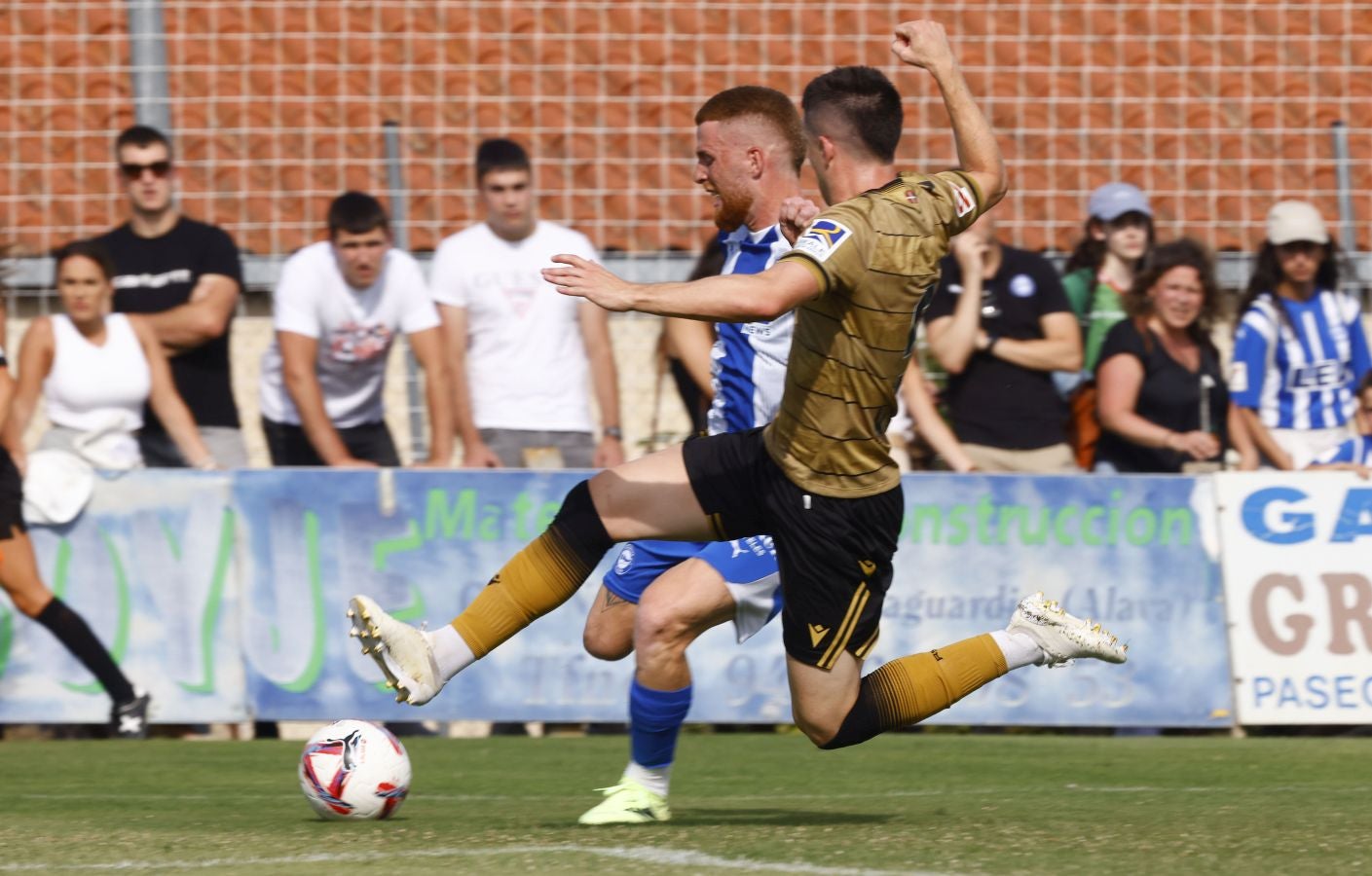 Galería de fotos del amistoso disputado entre Alavés y Real Sociedad en Laguardia