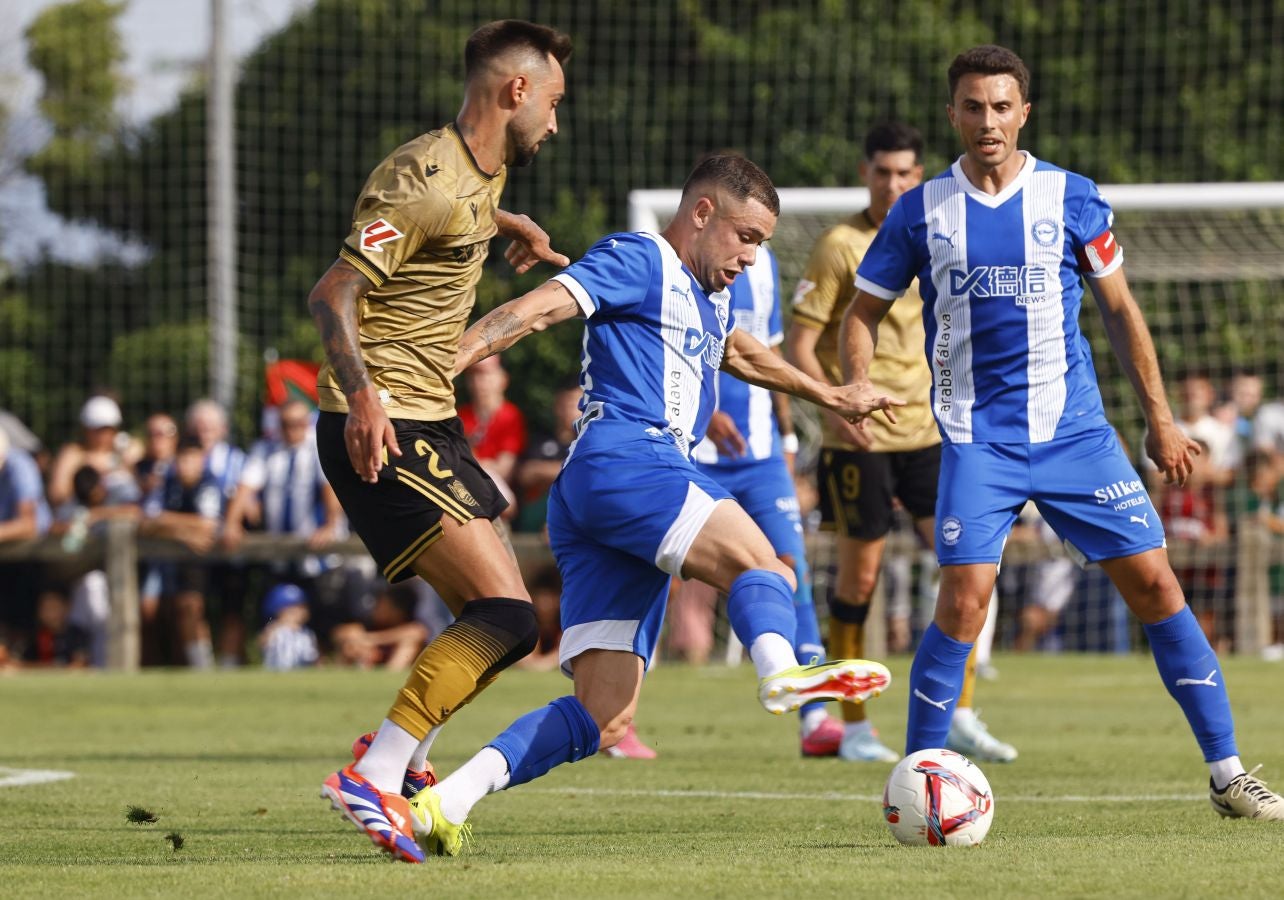 Galería de fotos del amistoso disputado entre Alavés y Real Sociedad en Laguardia