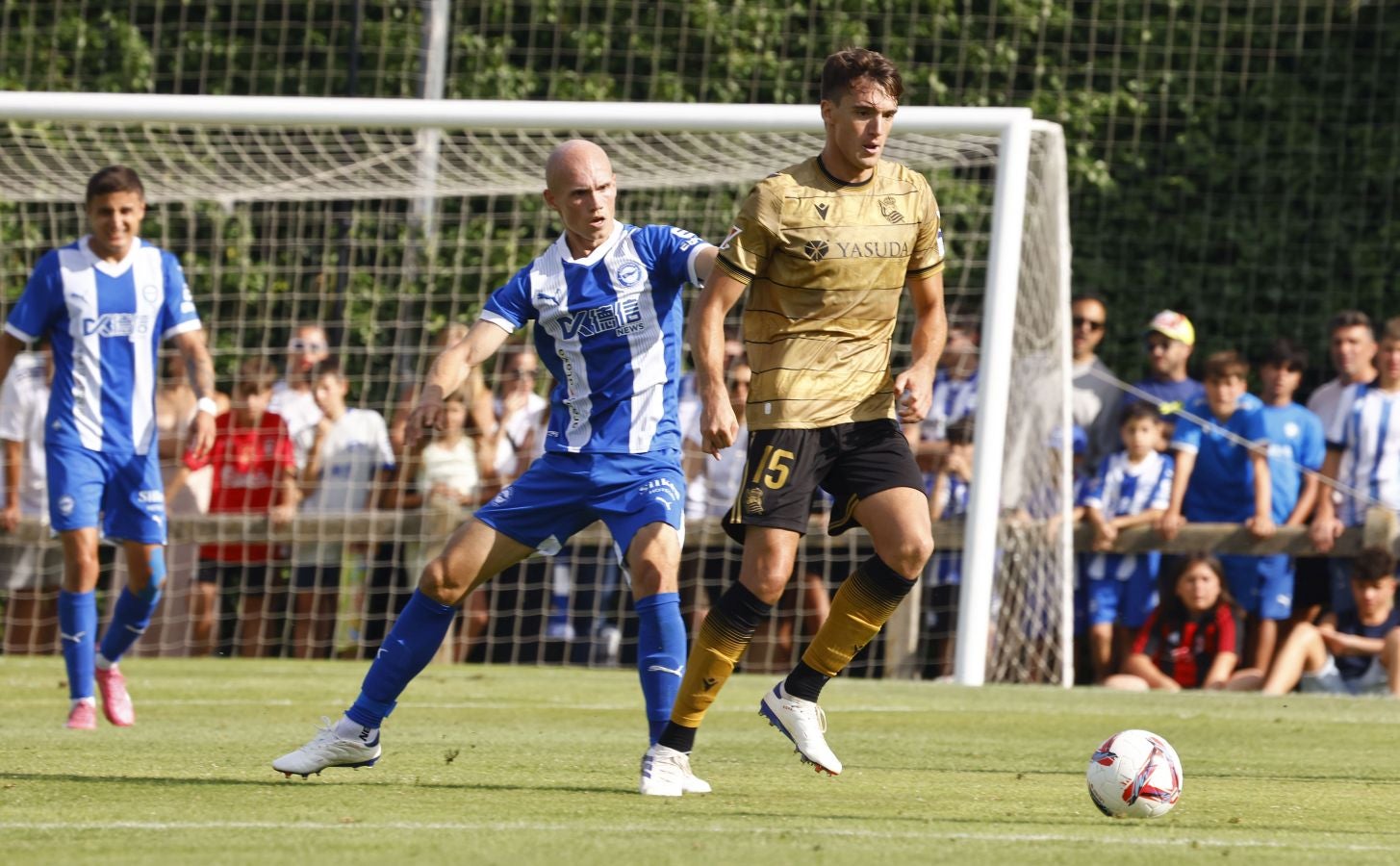 Galería de fotos del amistoso disputado entre Alavés y Real Sociedad en Laguardia