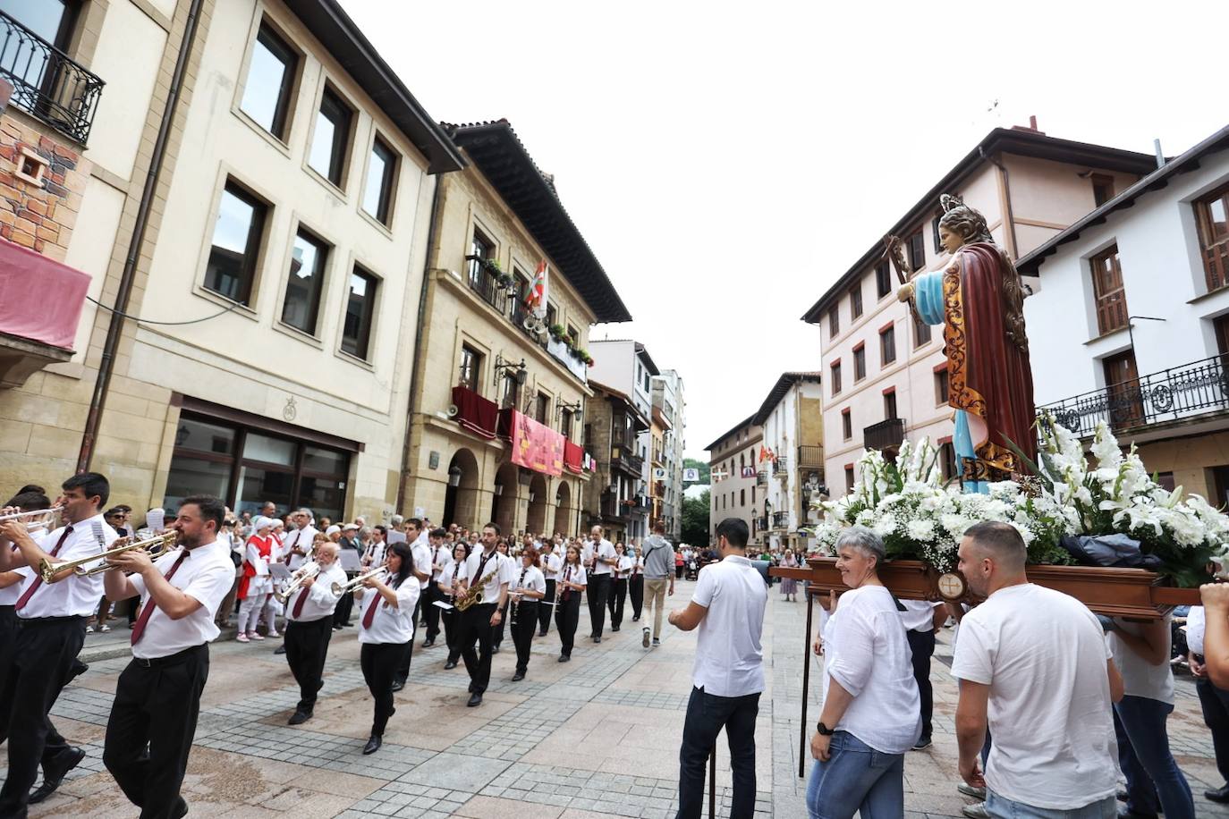 Errenteria despide por todo lo alto sus Madalenas