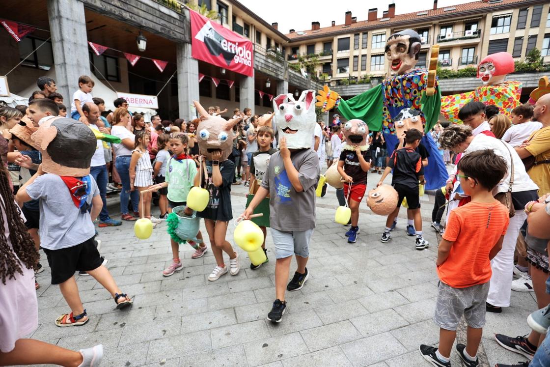 Errenteria despide por todo lo alto sus Madalenas