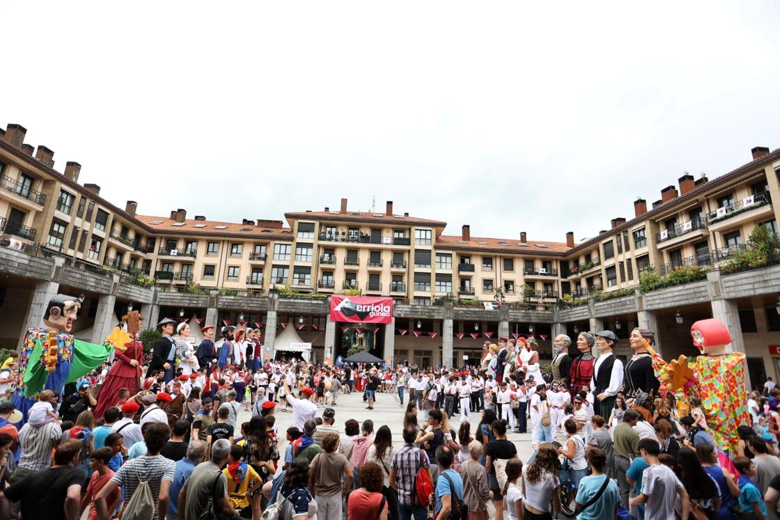 Errenteria despide por todo lo alto sus Madalenas