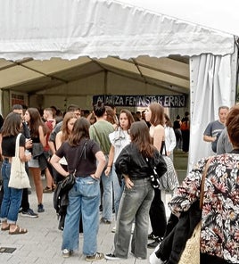 Gran ambiente en el chupinazo de ayer por la tarde.