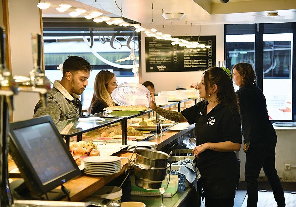 Las mujeres registran pleno empleo en Gipuzkoa al bajar la tasa de paro del 5%