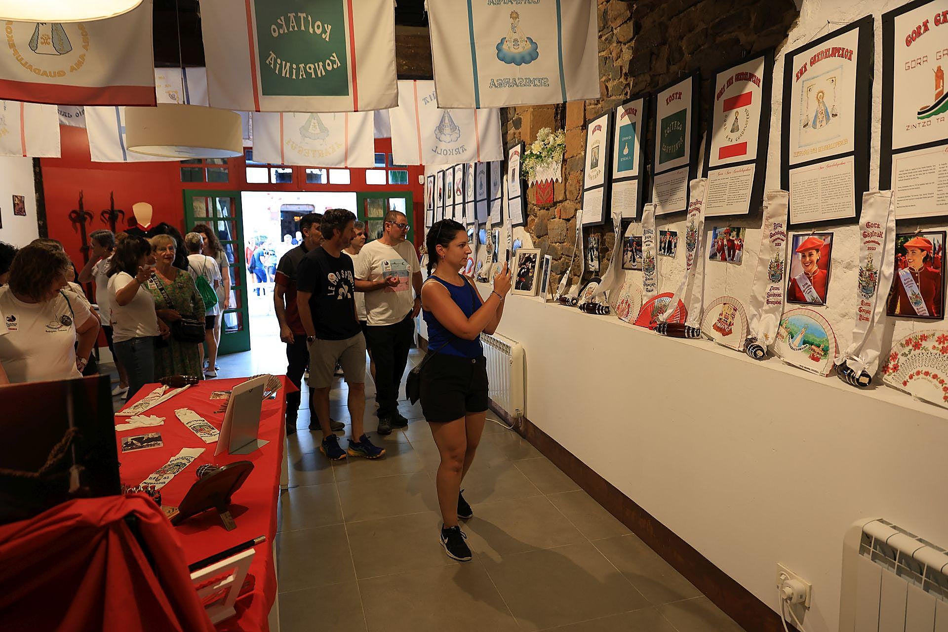 Cultural, familiar y de unión, así ha sido el &#039;Alardearekin Bat&#039; de Hondarribia