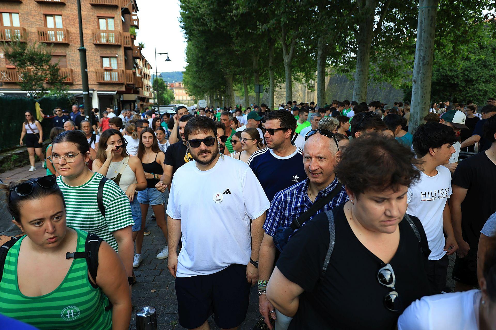 Cultural, familiar y de unión, así ha sido el &#039;Alardearekin Bat&#039; de Hondarribia
