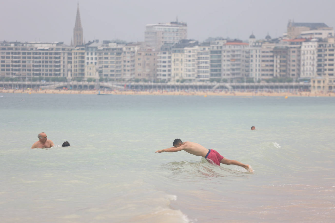 La lluvia da una tregua a la ola de calor