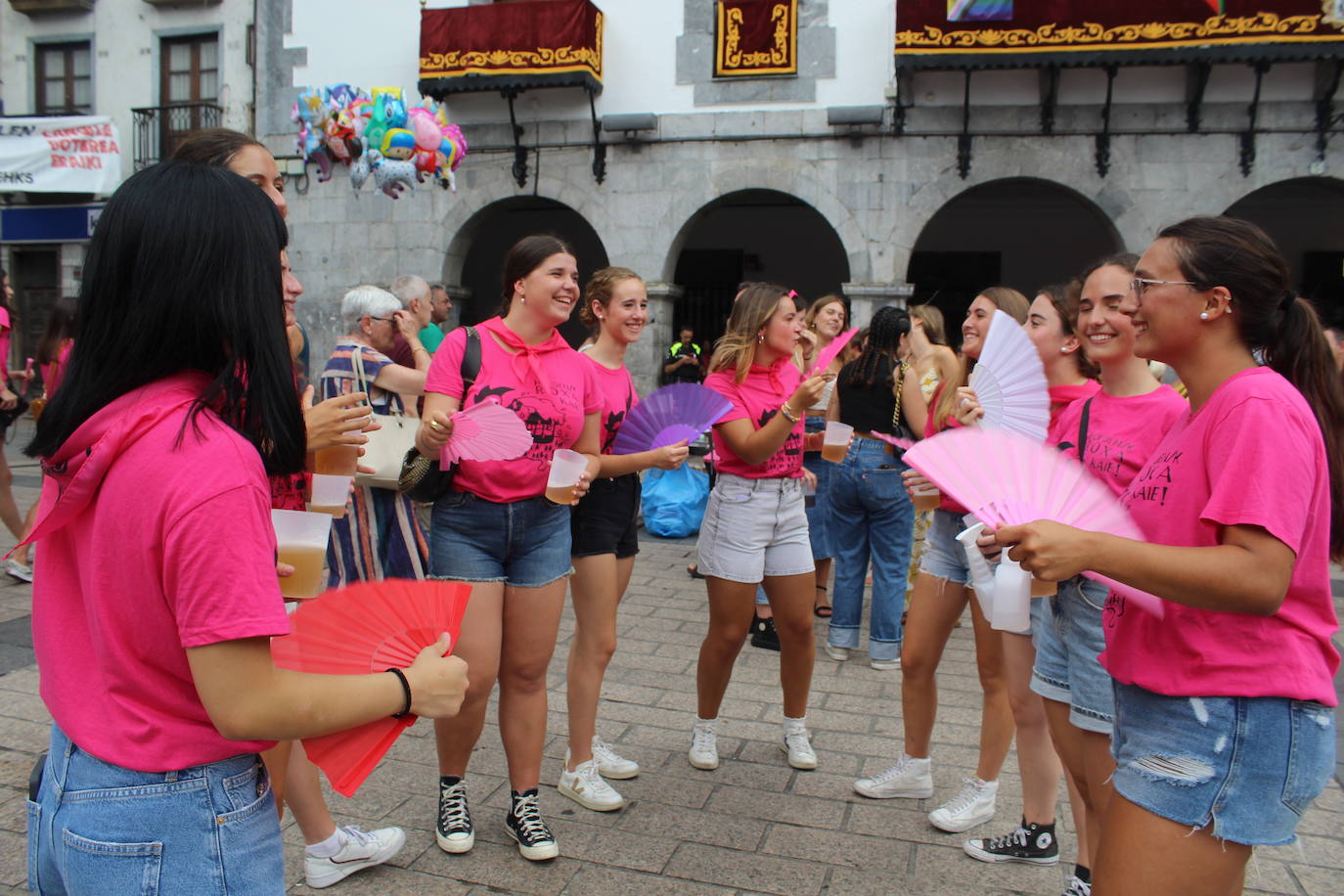 Las mejores imágenes del txupinazo de Azpeitia