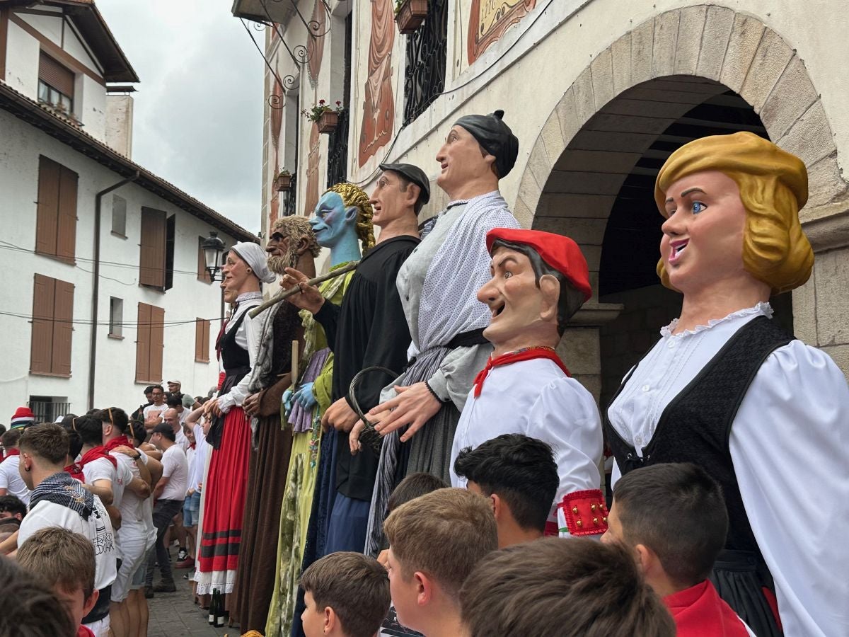 Txupinazo oficial a las fiestas de San Esteban en Bera