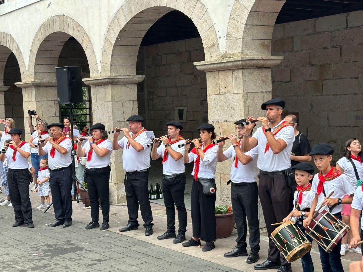 Txupinazo oficial a las fiestas de San Esteban en Bera