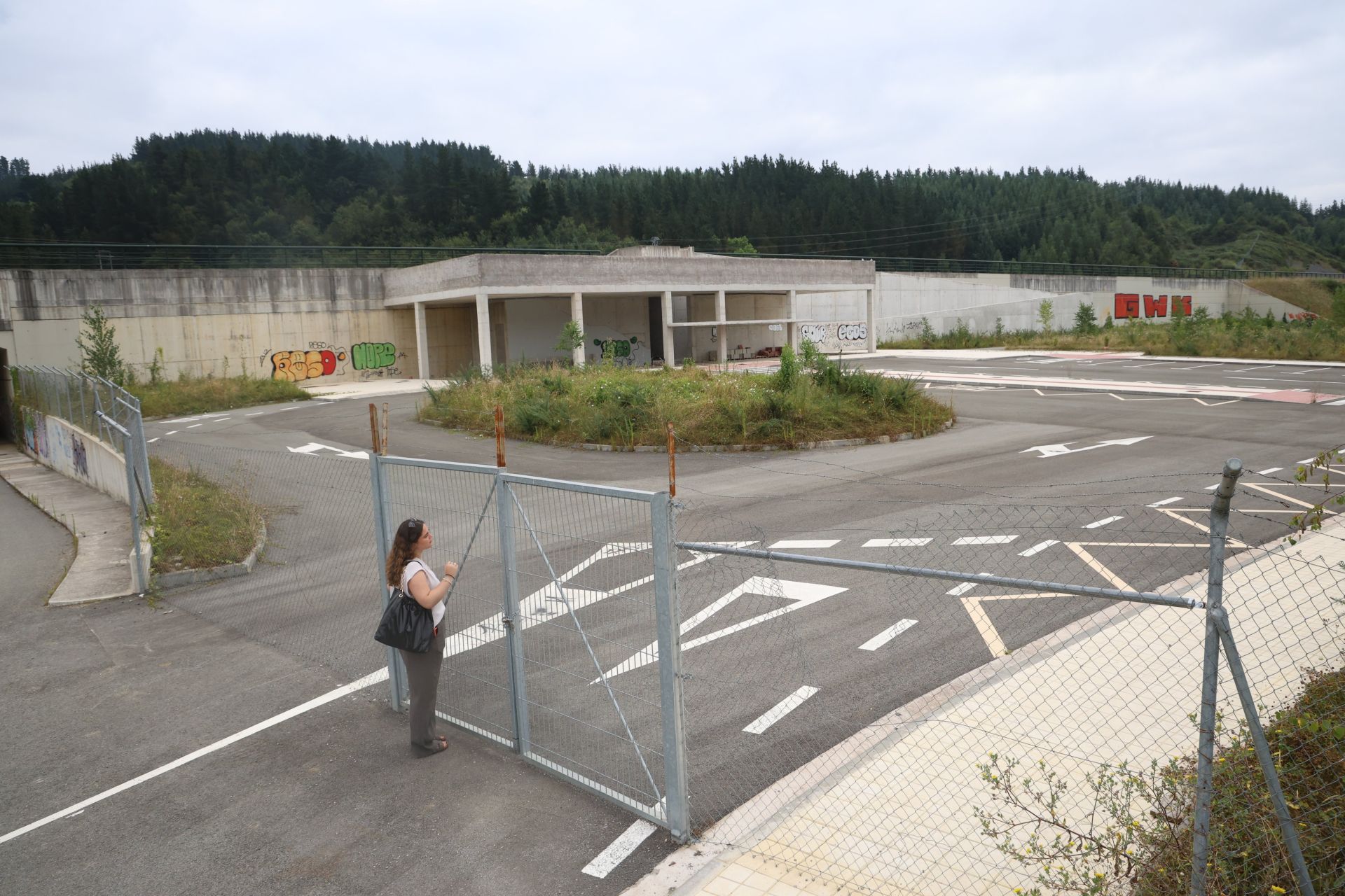 Las imágenes de la estación abandonada de Ezkio-Itsaso