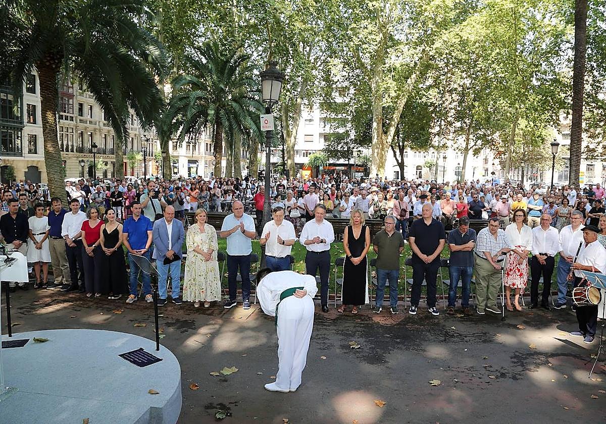 Los máximos dirigentes del PNV celebraron el pasado miércoles el tradicional día de San Ignacio frente a Sabin Etxea, en Bilbao.