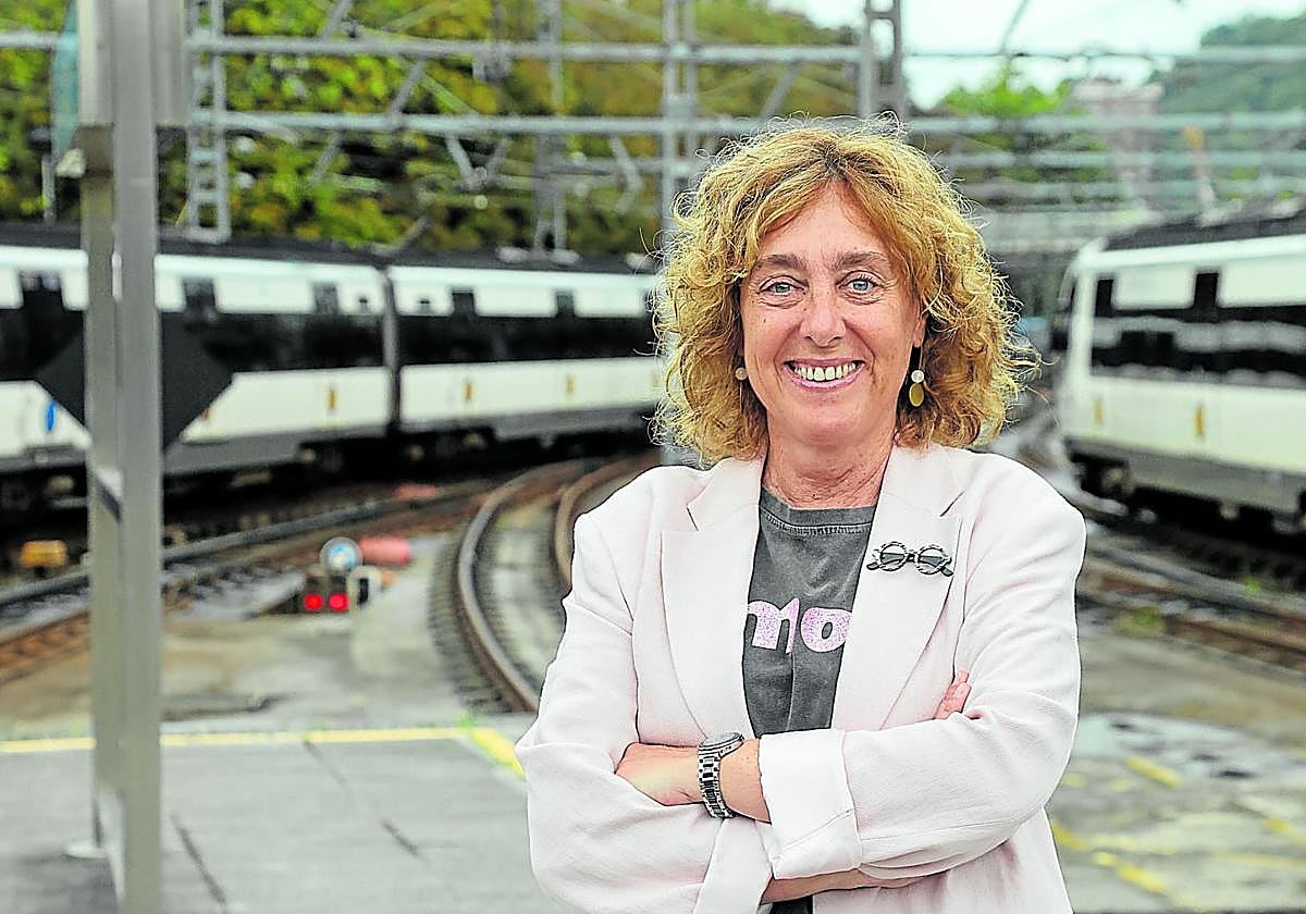La nueva consejera vasca de Movilidad Sostenible, Susana García Chueca, en la estación del Topo de Easo, que desaparecerá en 2026 y liberará espacio para viviendas, equipamientos y espacios de disfrute ciudadano.
