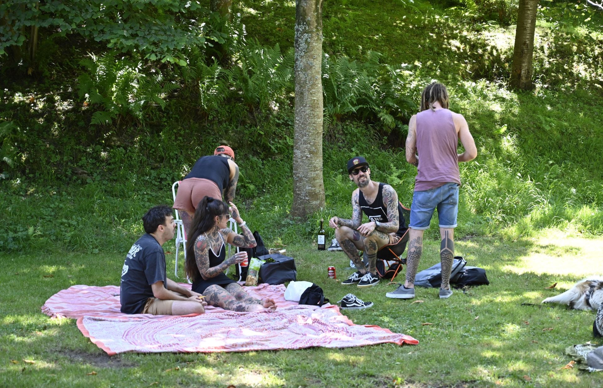 Buen ambiente en el arranque de Glad is the Day