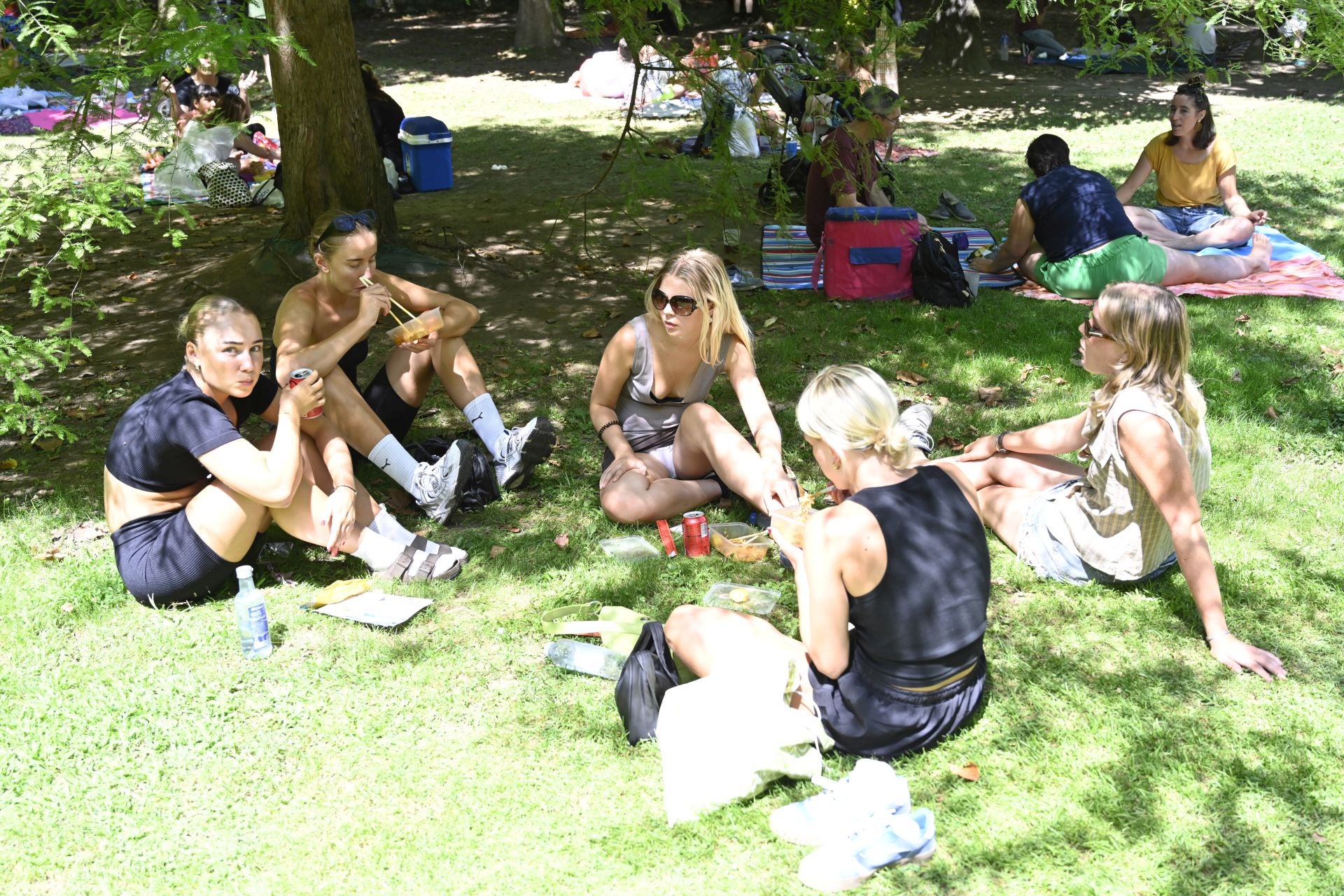 Buen ambiente en el arranque de Glad is the Day