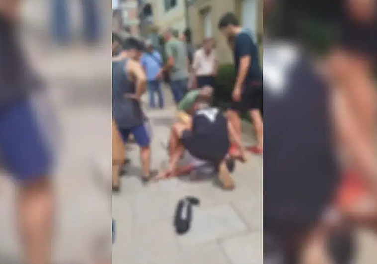 Detenido por apuñalar a un músico callejero en Algorta