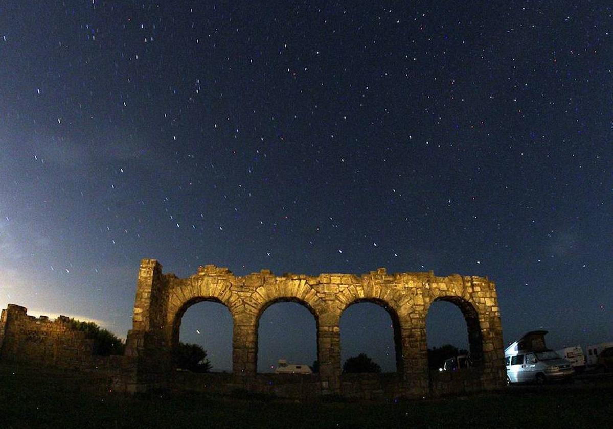 Una foto de las Perseidas vistas desde el monte Jaizkibel.