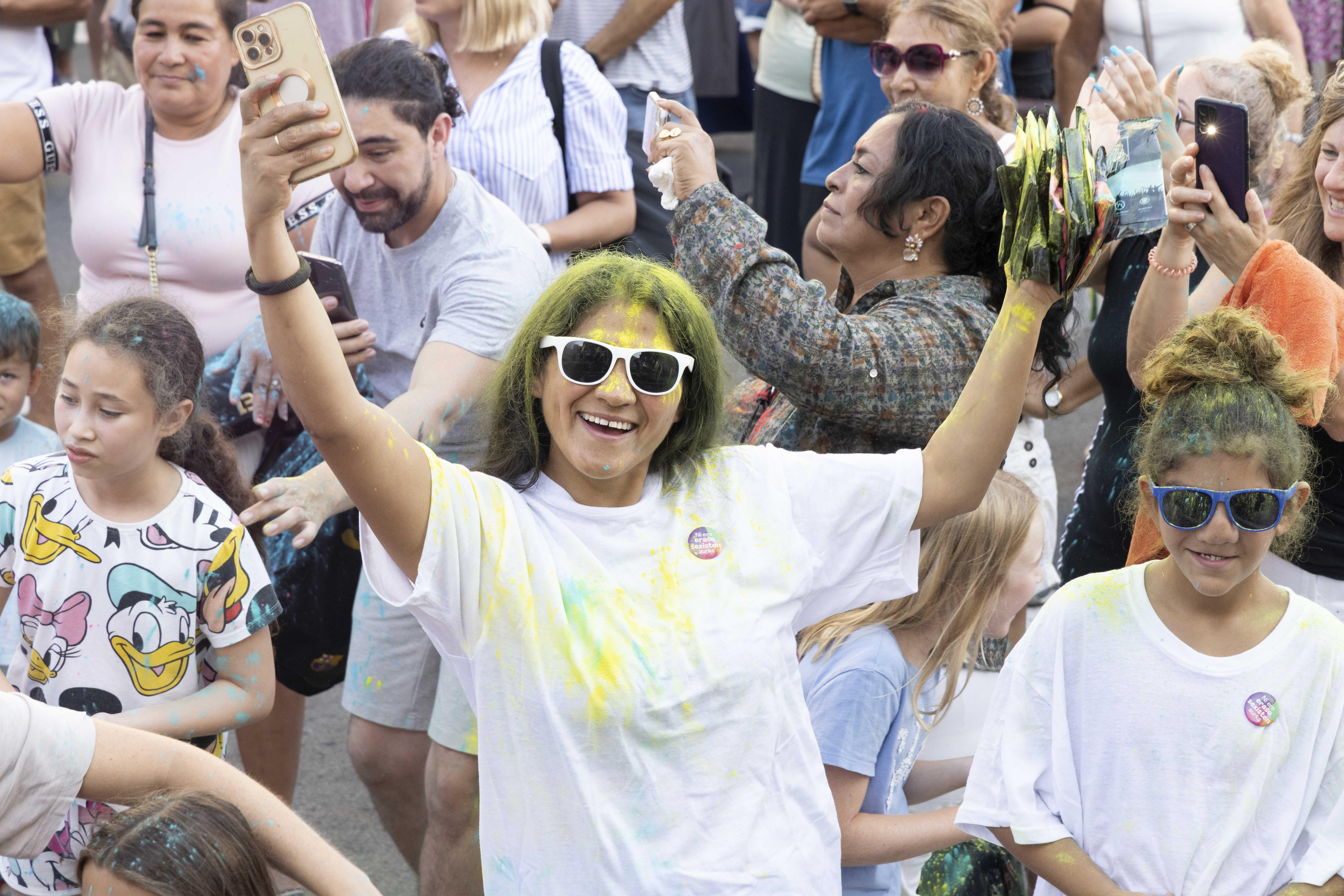El &#039;Holi fest&#039; del Boulevard, en imágenes