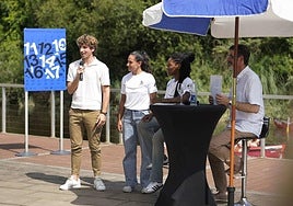 El concejal de Cultura, Jon Insausti, durante la presentación de la Semana Grande.