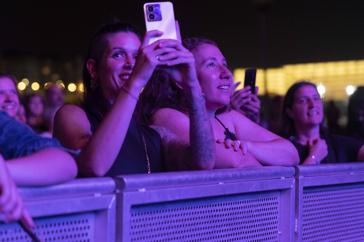 Las mejores imágenes del concierto de Amparanoia en Sagüés