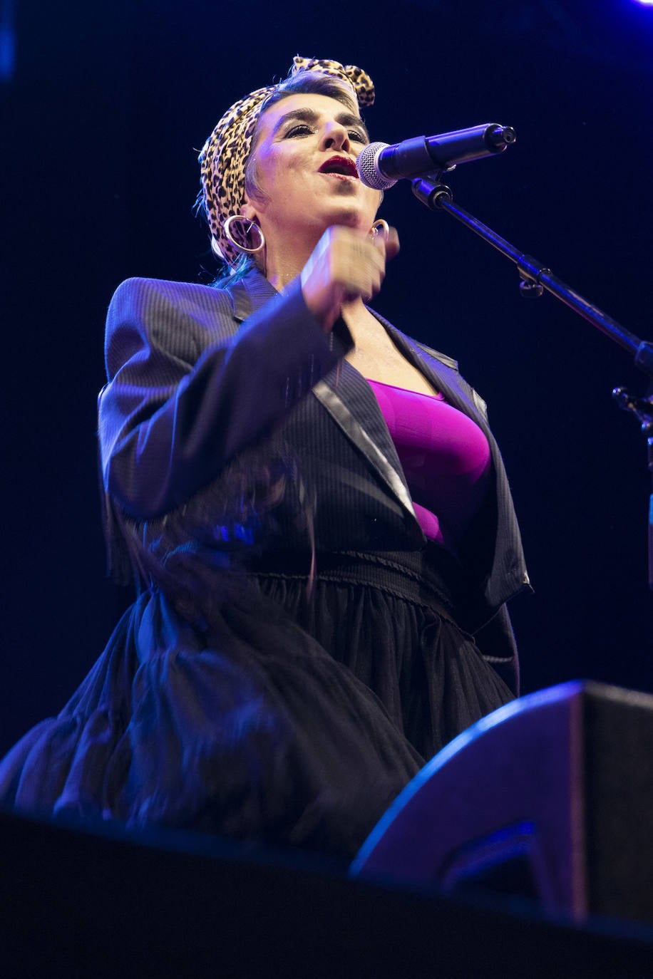 Las mejores imágenes del concierto de Amparanoia en Sagüés