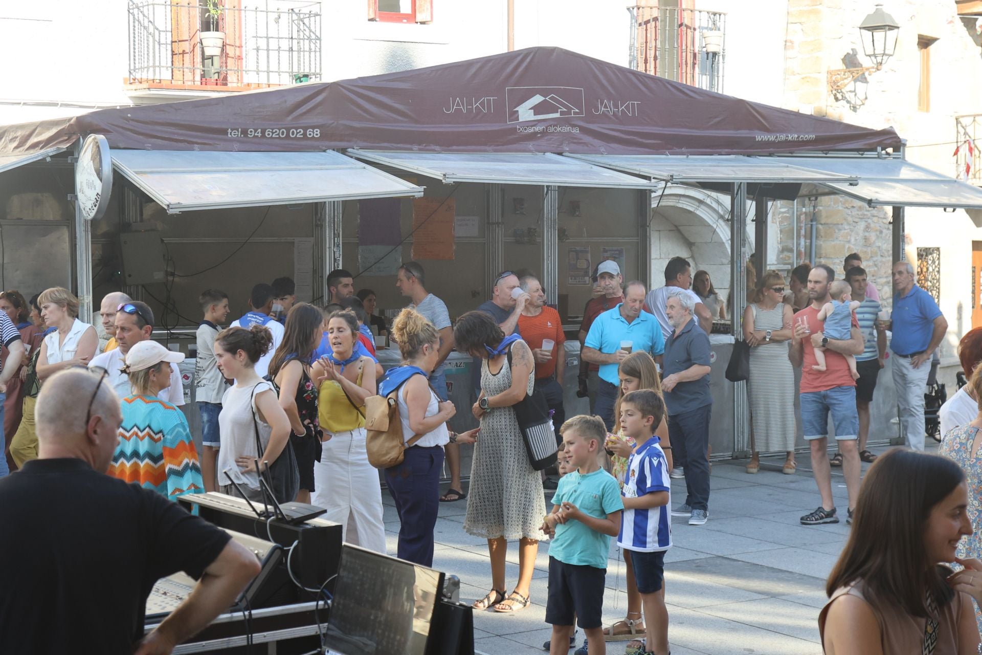 Imagen secundaria 1 - San Lorentzo jaien amaieran, zahagi ardo onena