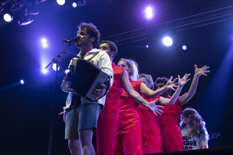 Esne Beltza hace de su despedida una fiesta