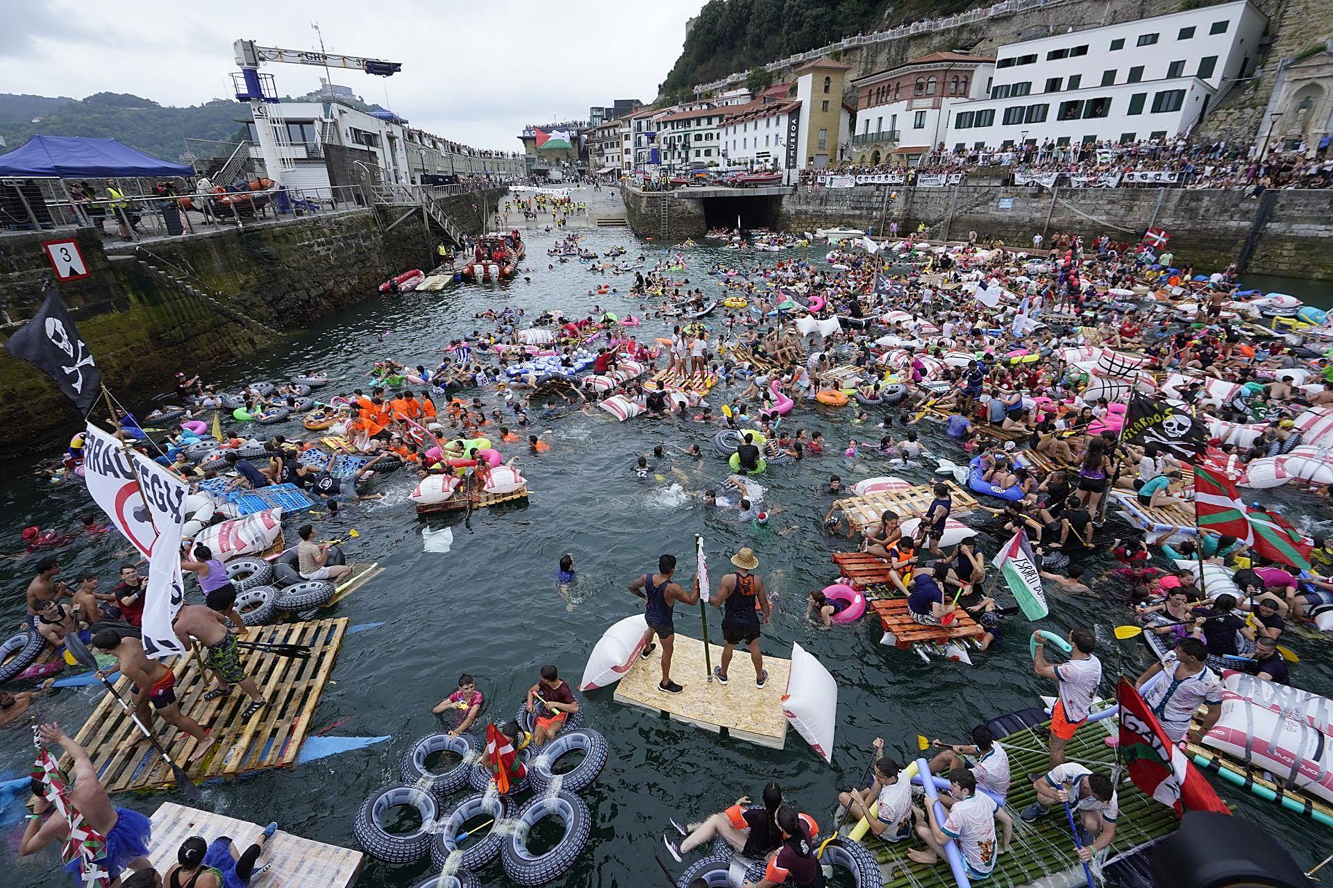 Las mejores imágenes del Abordaje Pirata