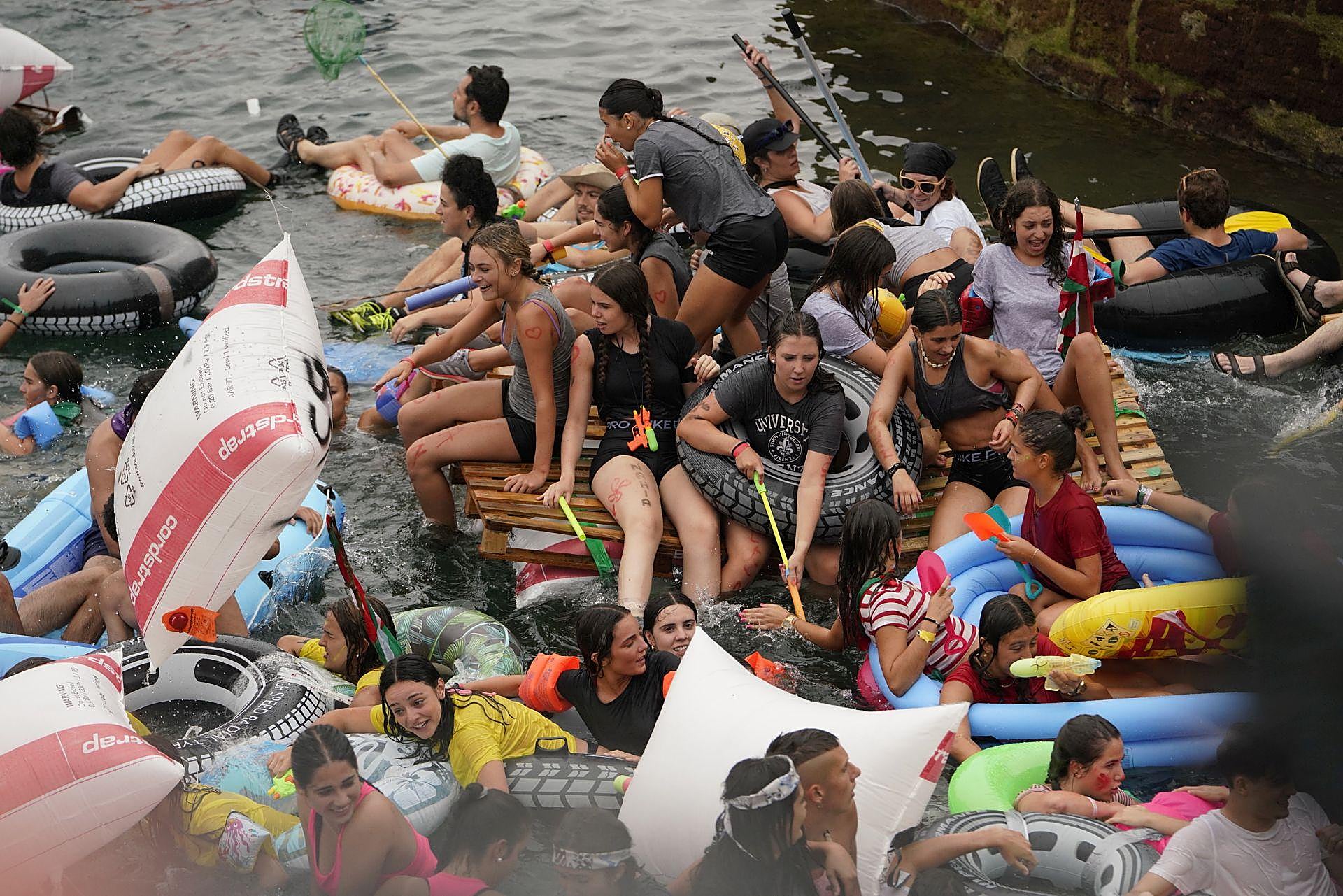 Las mejores imágenes del Abordaje Pirata