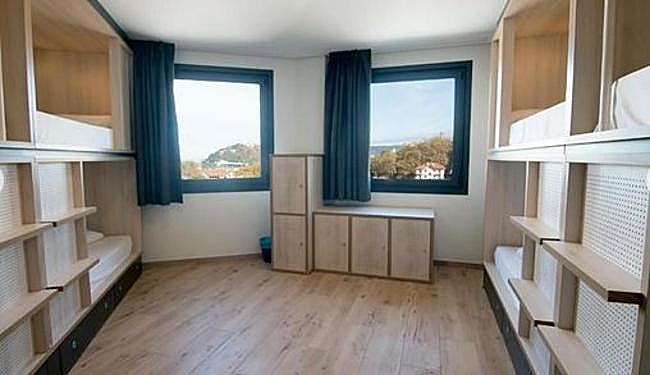 Una de las habitaciones de Koisi Hostel.