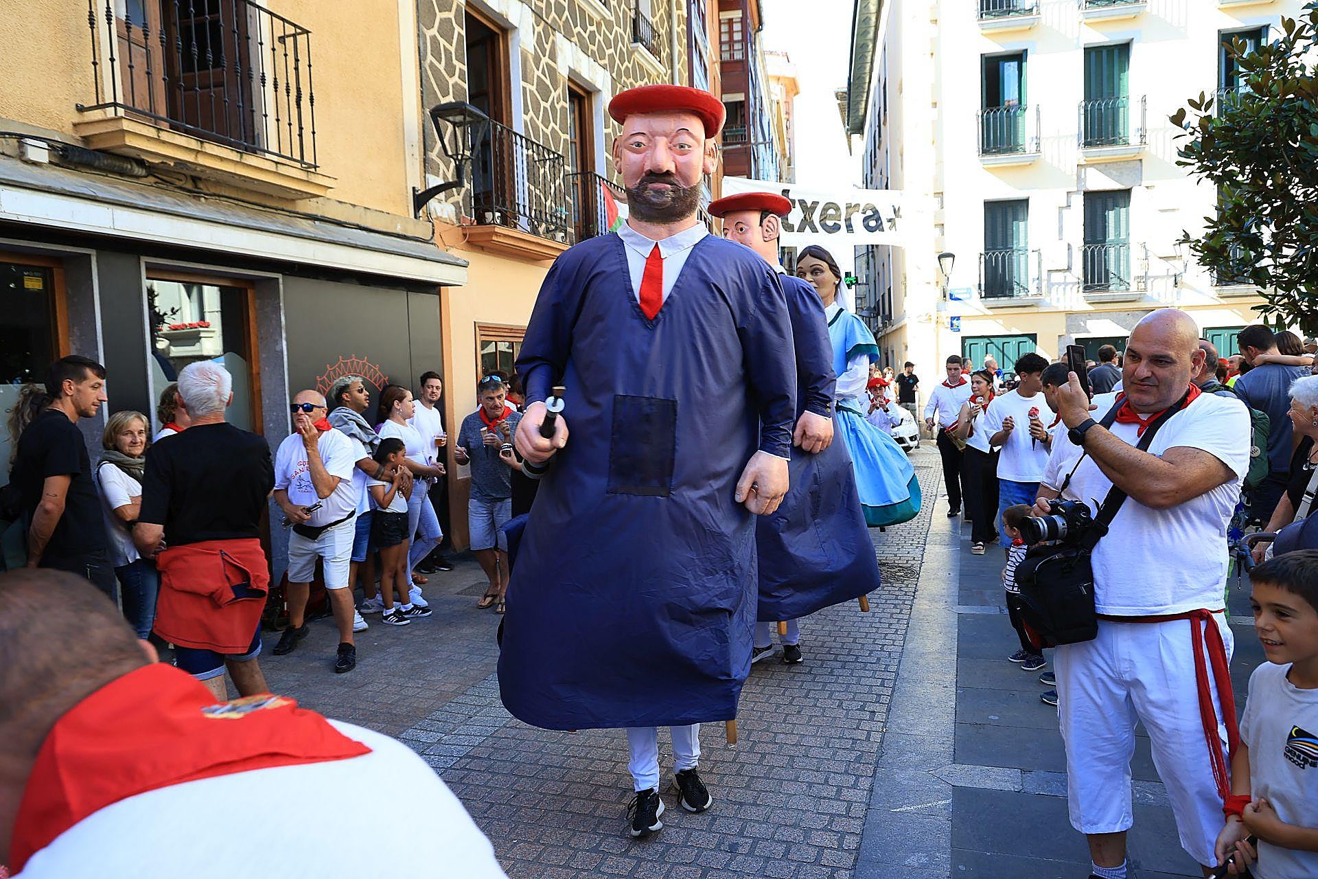 Deba celebra los Sanrokes por todo lo alto