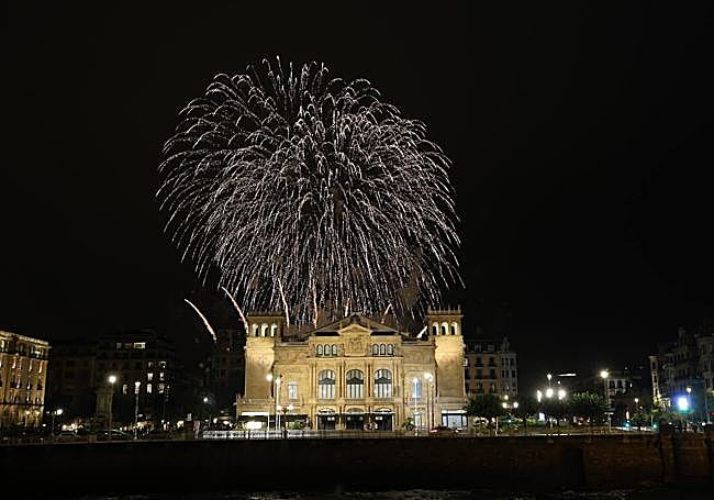 Imagen de la colección de Illusion Fireworks el pasado lunes.